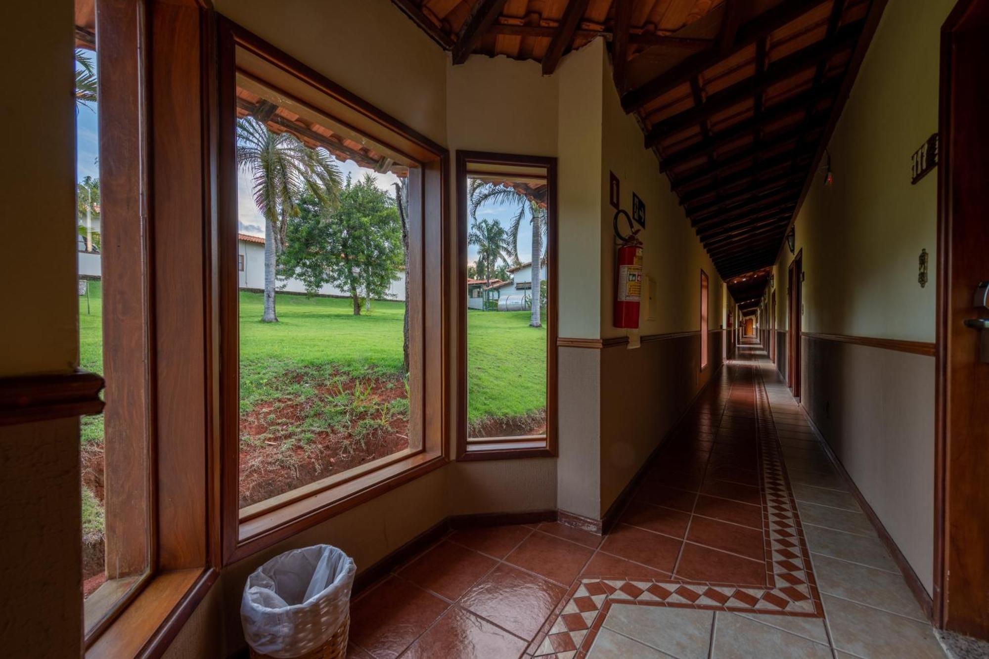 Obba Coema Village Hotel Capitólio Eksteriør bilde